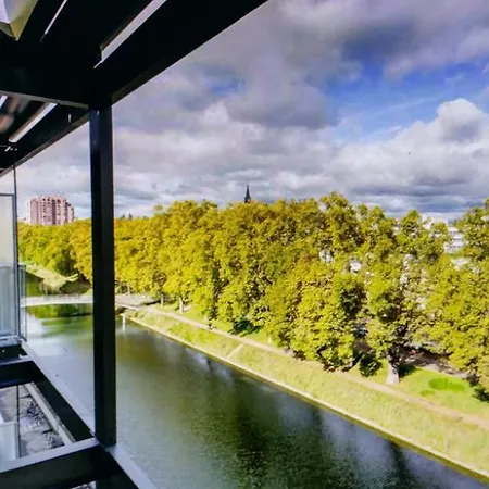 Apartment Studio Avec Terrace Docks Strasbourg