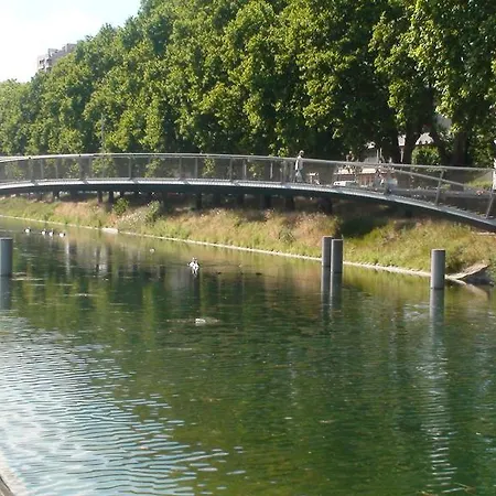 Διαμέρισμα Modern Aux Docks With Terrace And Parking *